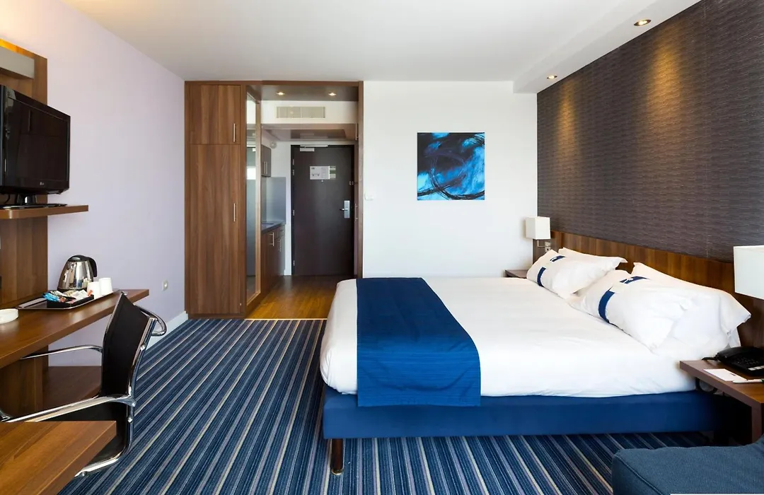 Holiday Inn Express Montpellier - Odysseum By Ihg-1