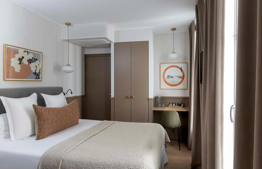 Le Petit Beaumarchais Hotel & Spa-1