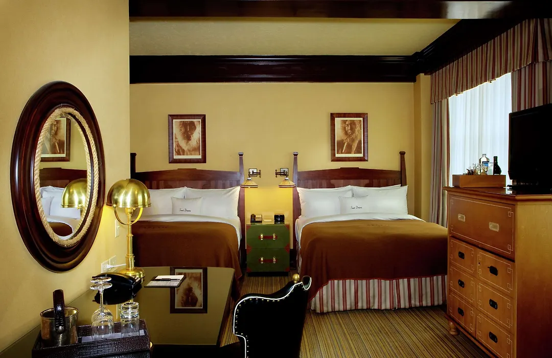 Arctic Club Hotel-1