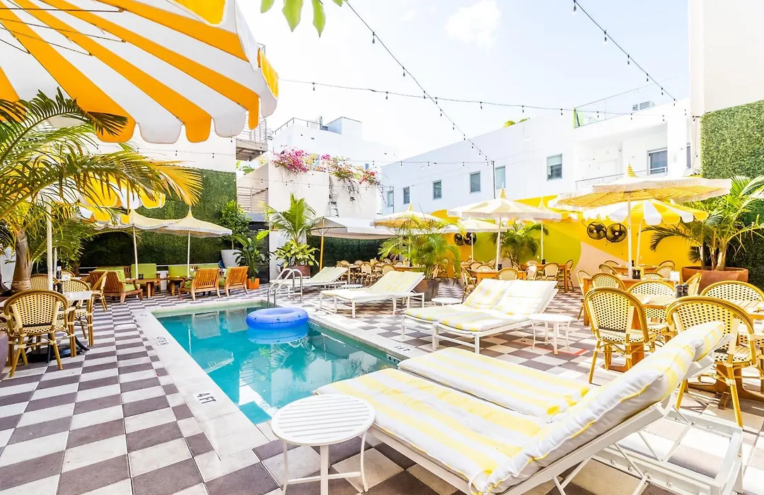 Clinton Hotel South Beach-1