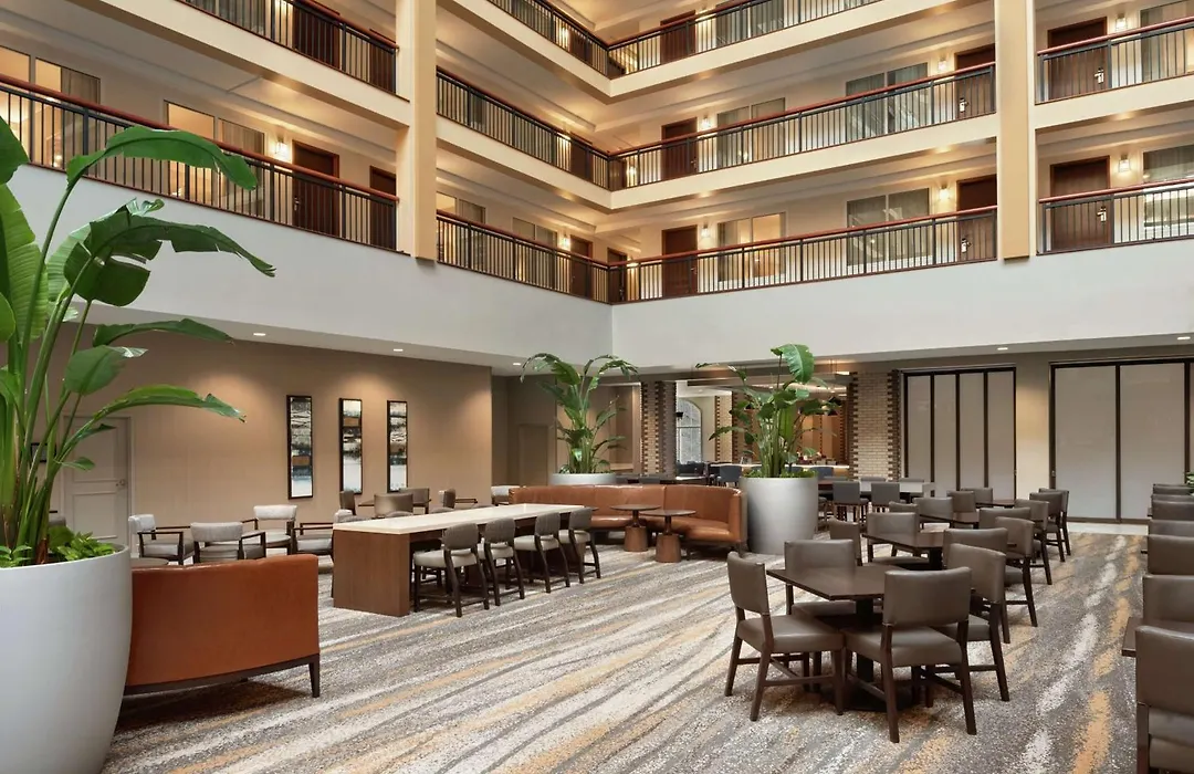 Embassy Suites By Hilton Cleveland Rockside-1
