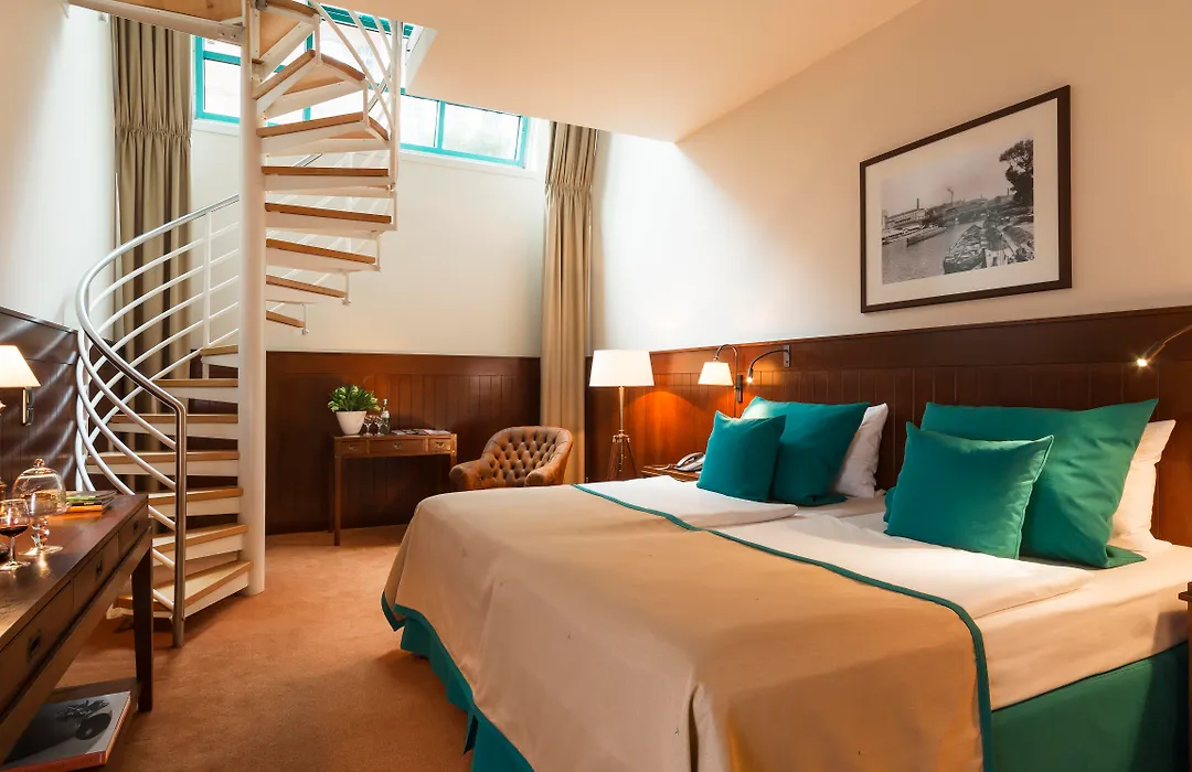 Abion Spreebogen Waterside Hotel Berlin-1