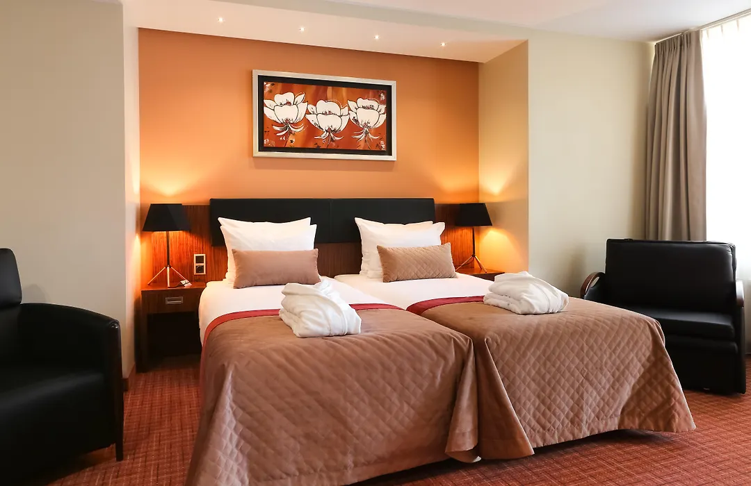 Avalon Hotel & Conferences-1