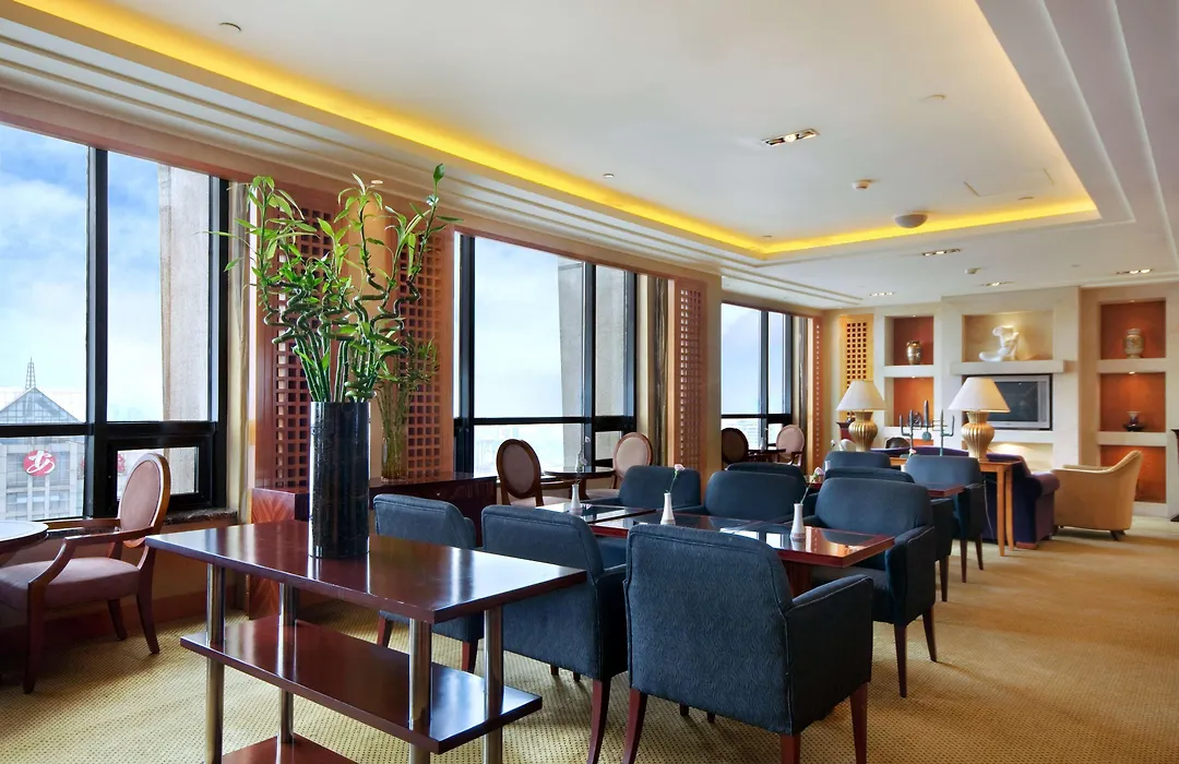 Hilton Chongqing-1