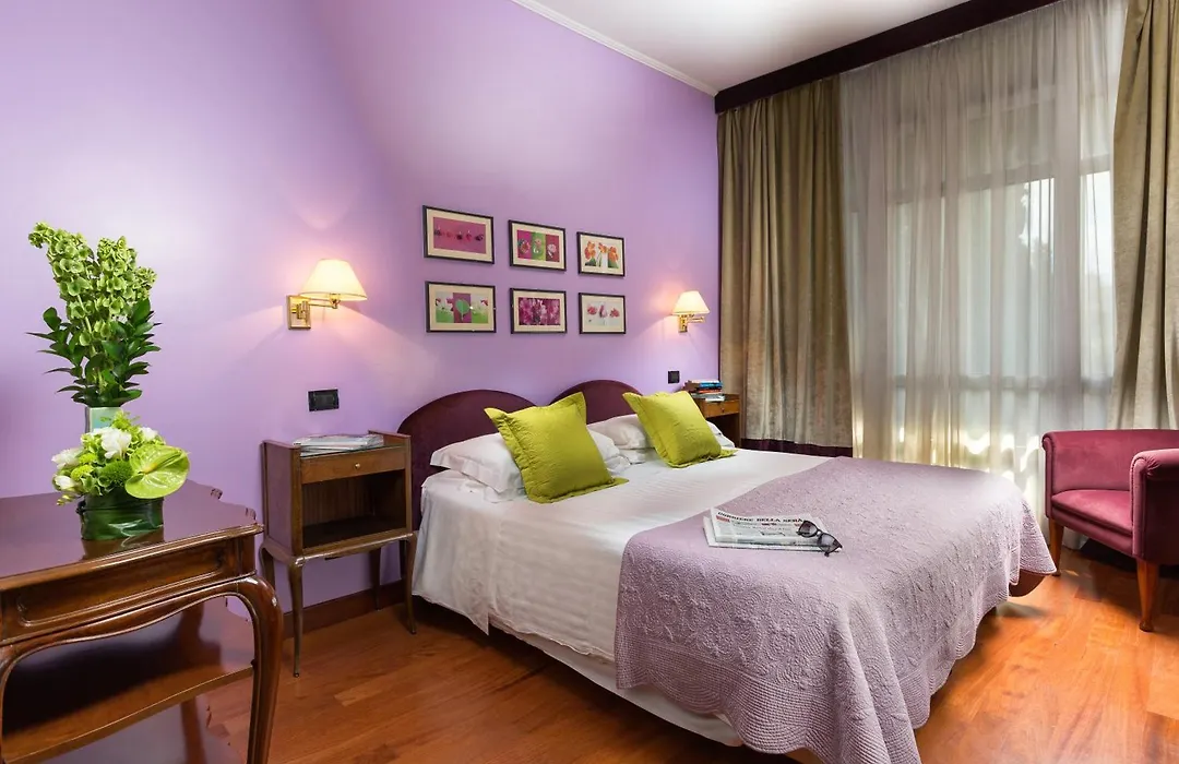 Hotel Fenix-1