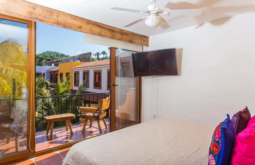 Casa Loteria: Colorful Family Retreat with Pool in Pueblito Sayulita-1