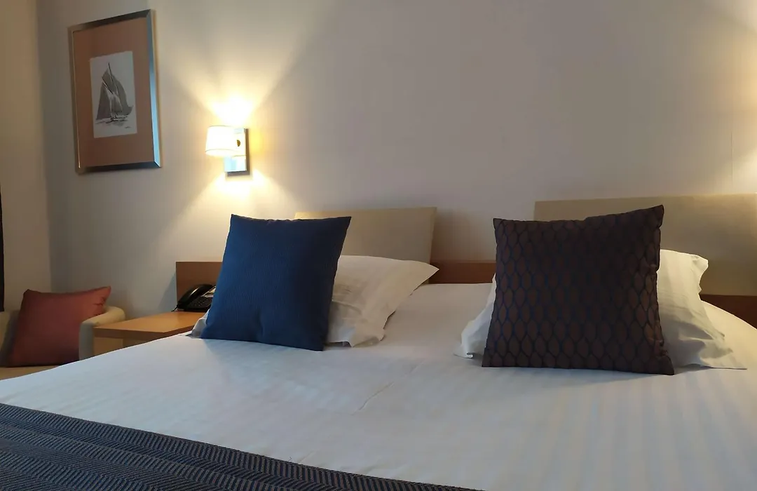 Best Western Premier Hôtel du Vieux-Port-1