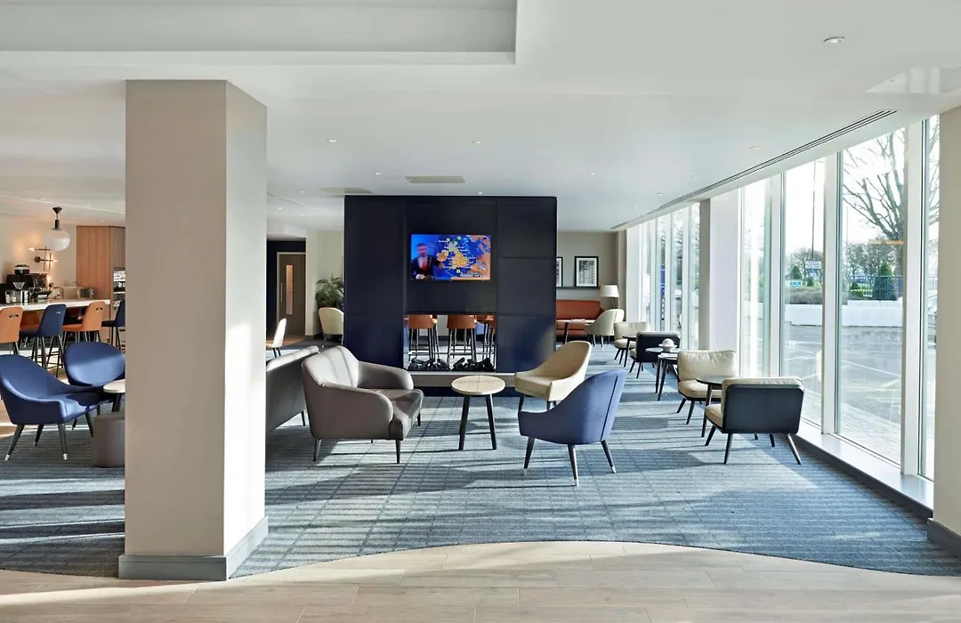 Hyatt Place London Heathrow Airport-1