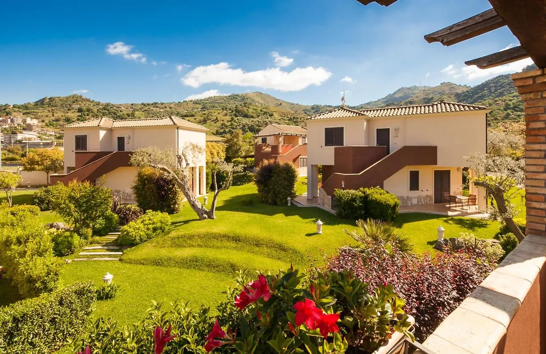 Alcantara Resort Di Charme Adults Only-1