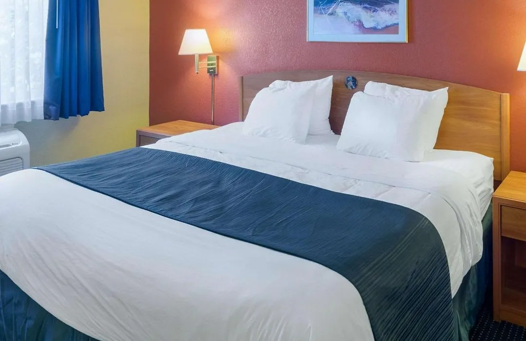 Quality Inn Lakeville North-1