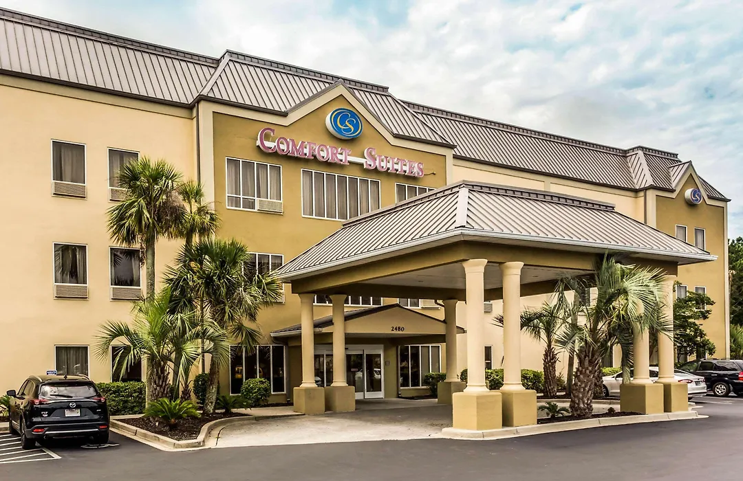 Comfort Suites At The University-1