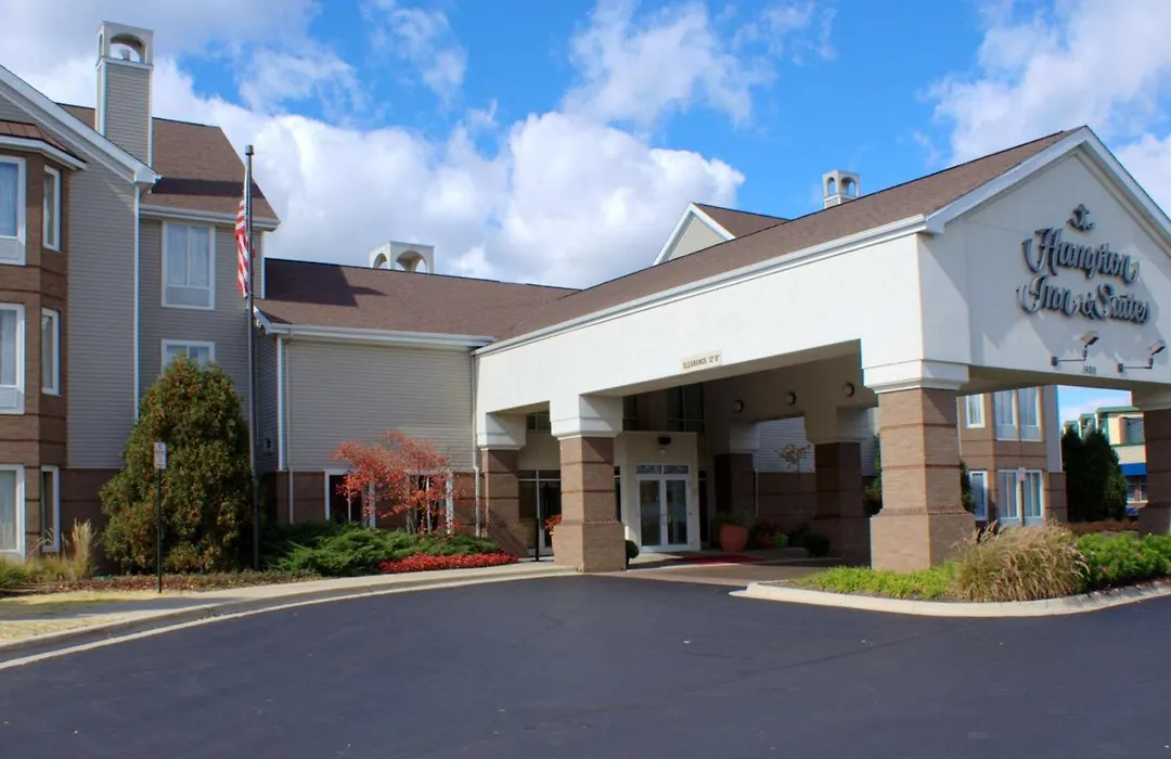 Hampton Inn & Suites Lincolnshire-1