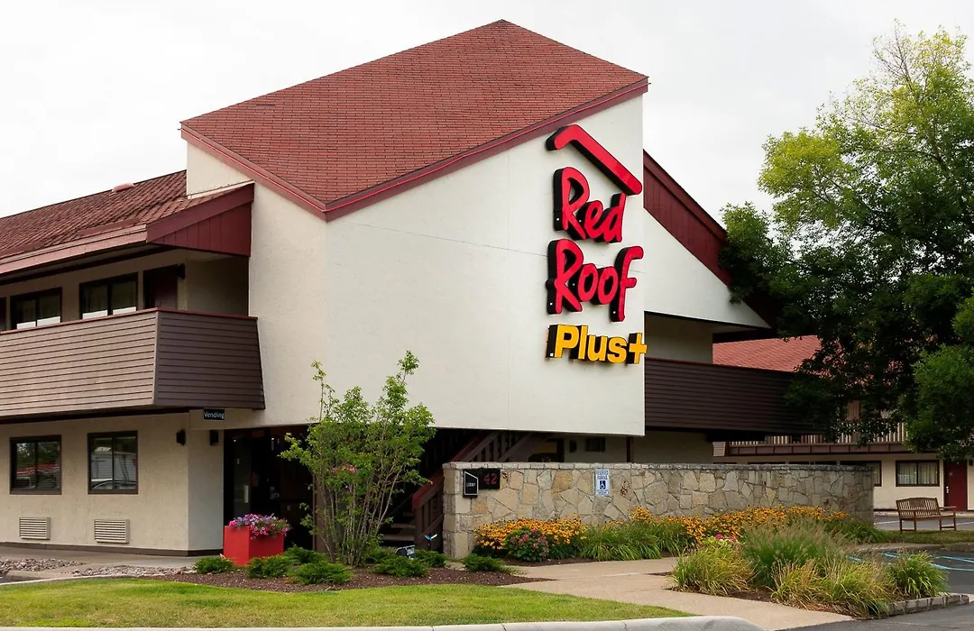 Red Roof Inn Plus+ Pittsburgh South - Airport-1