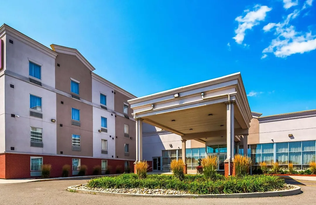 Best Western Plus Bowmanville-1