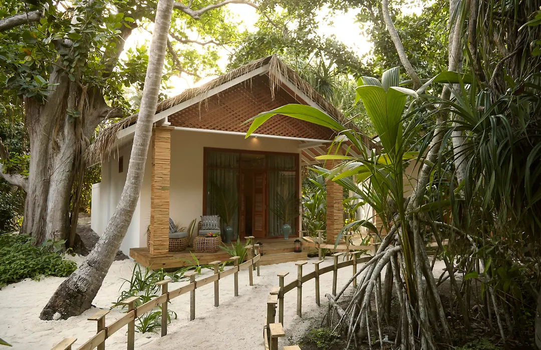 Kudafushi Resort & Spa-1