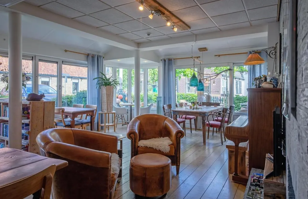 B&B Boutique Hotel De Waal-1