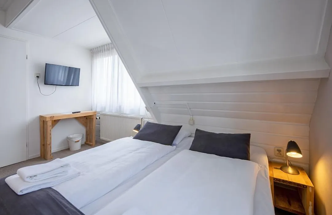 B&B Boutique Hotel De Waal-1