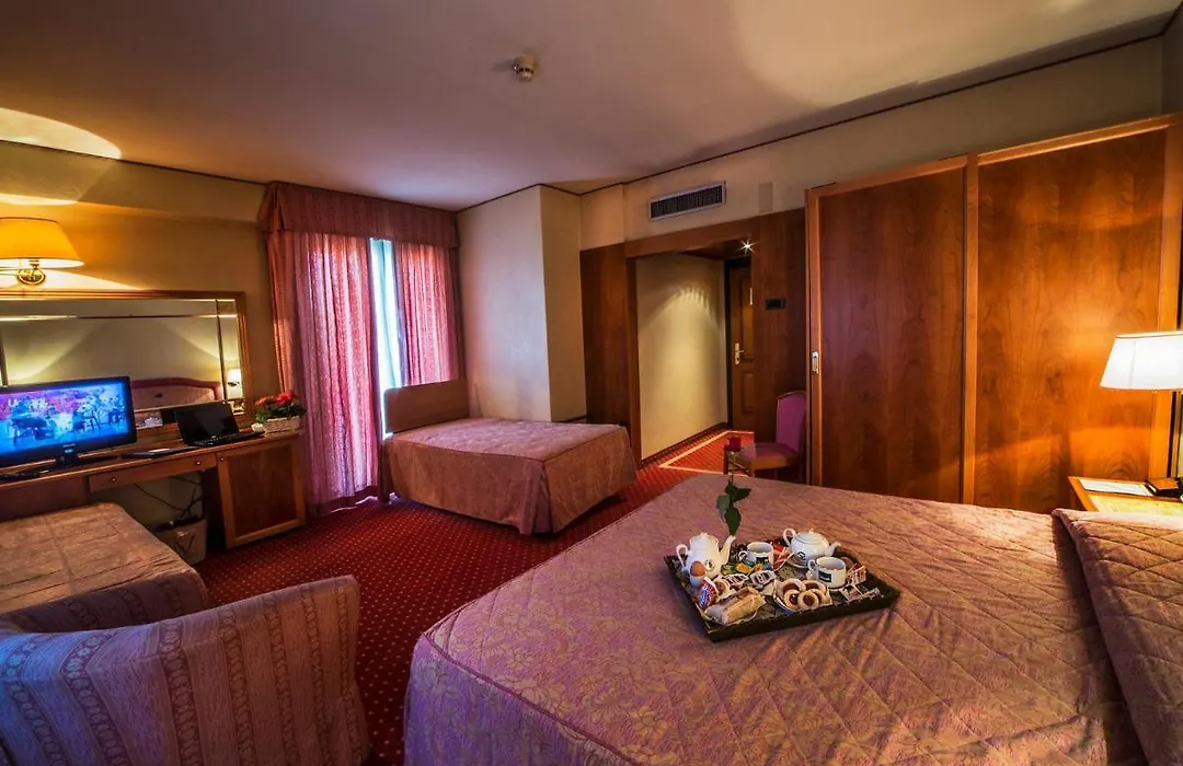 Hotel Valdarno-1