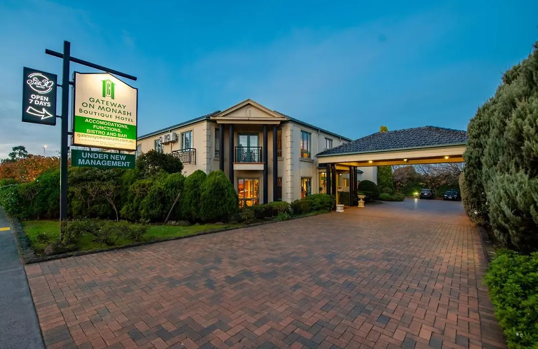 Gateway On Monash-1