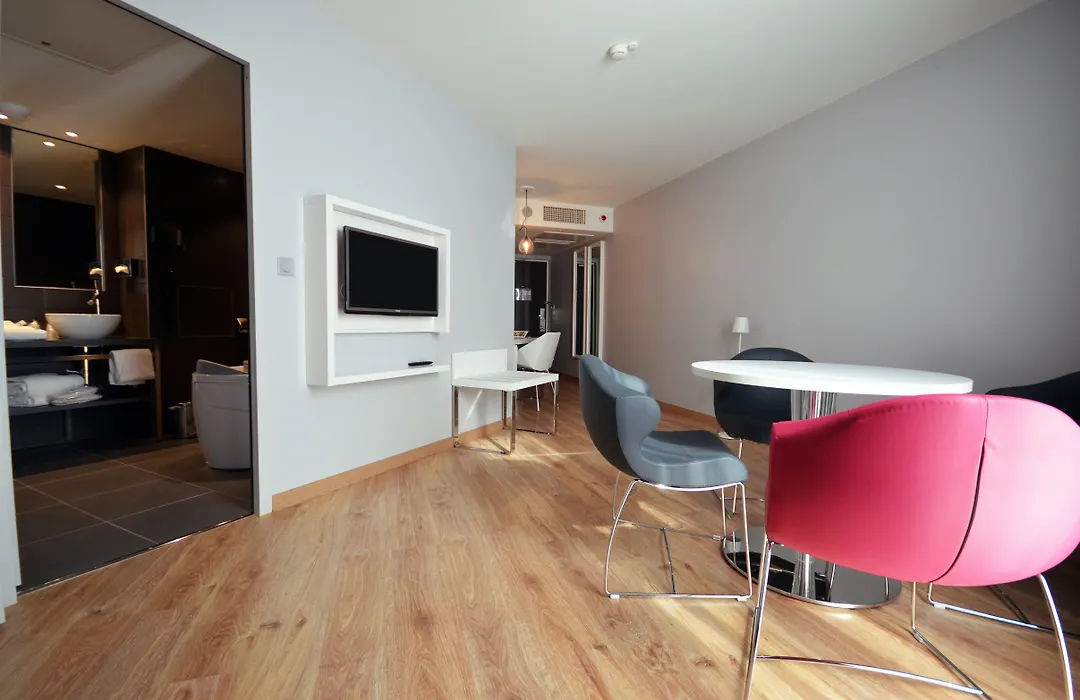 Holiday Inn Dijon Toison D'Or By Ihg-1