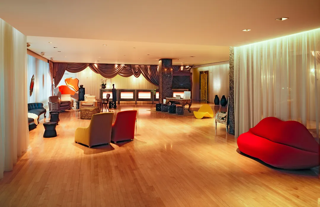 Sanderson London-1