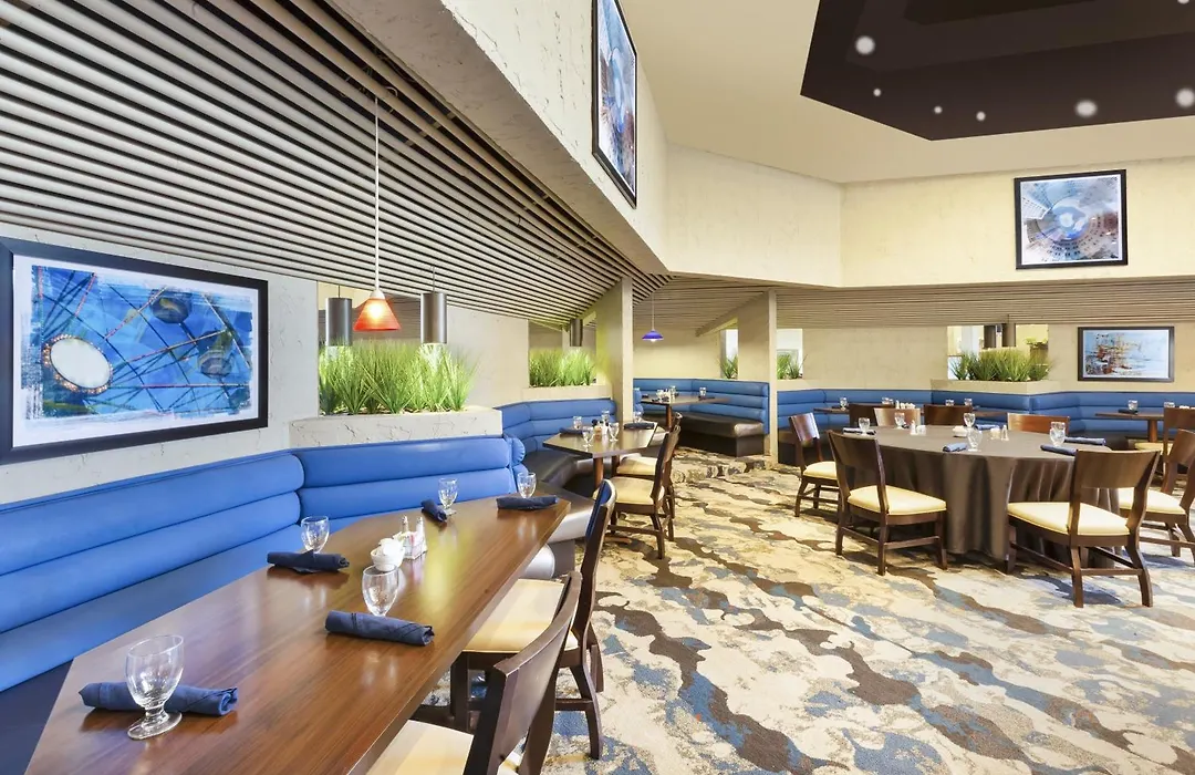 Crowne Plaza Columbus North - Worthington By Ihg-1