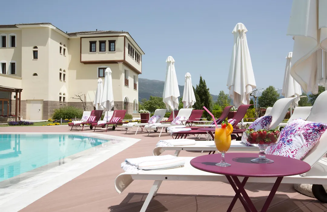 Hotel Du Lac Congress Center & Spa-1