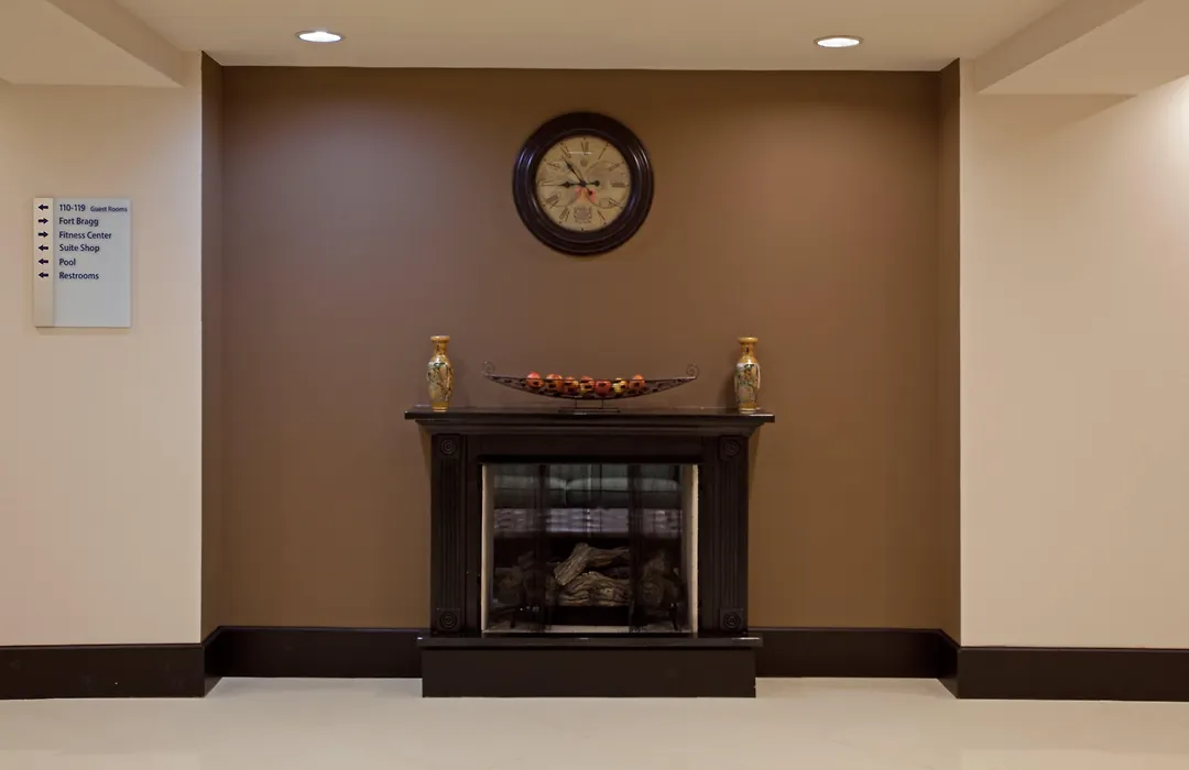 Holiday Inn Express & Suites Hope Mills-Fayetteville Airport By Ihg-1