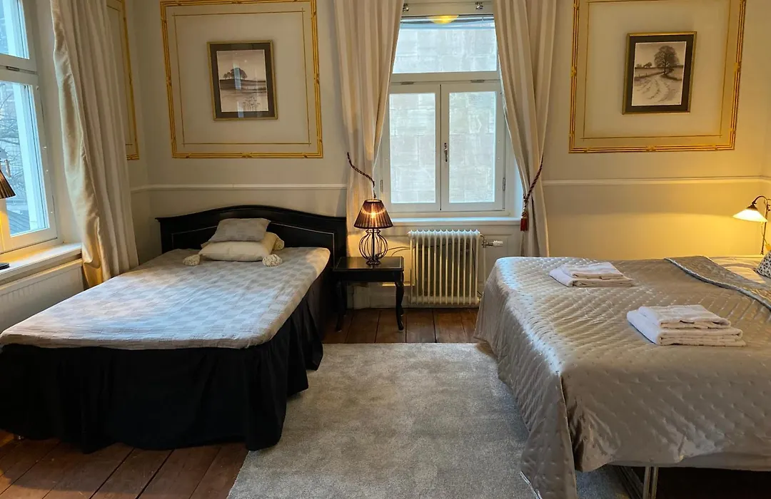 Strand Hotel-1