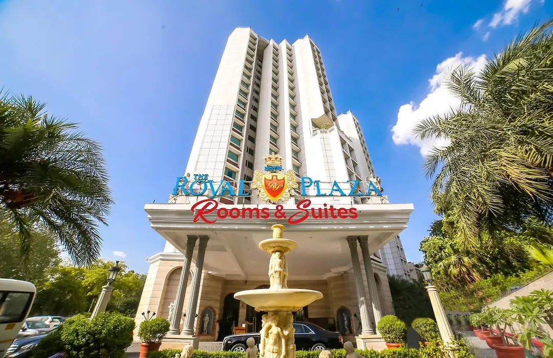 Hotel The Royal Plaza-1