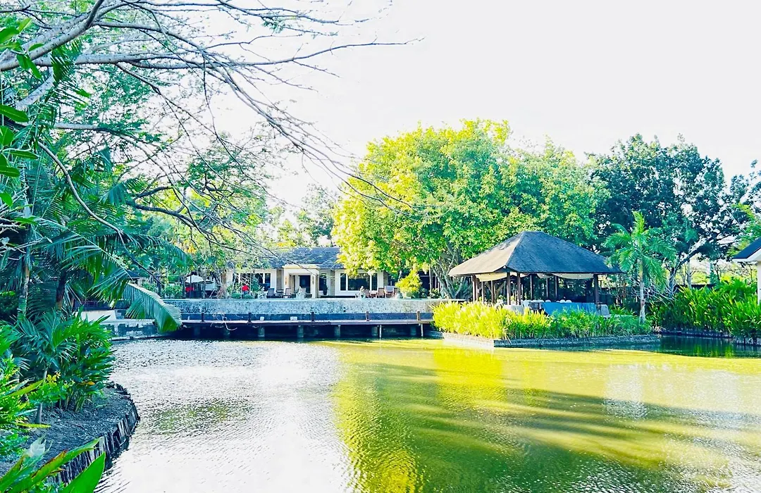 Sheridan Boutique Resort Iloilo-1