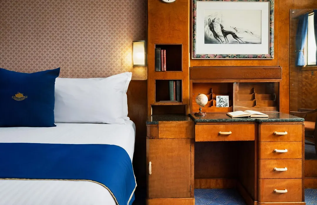 The Queen Mary-1