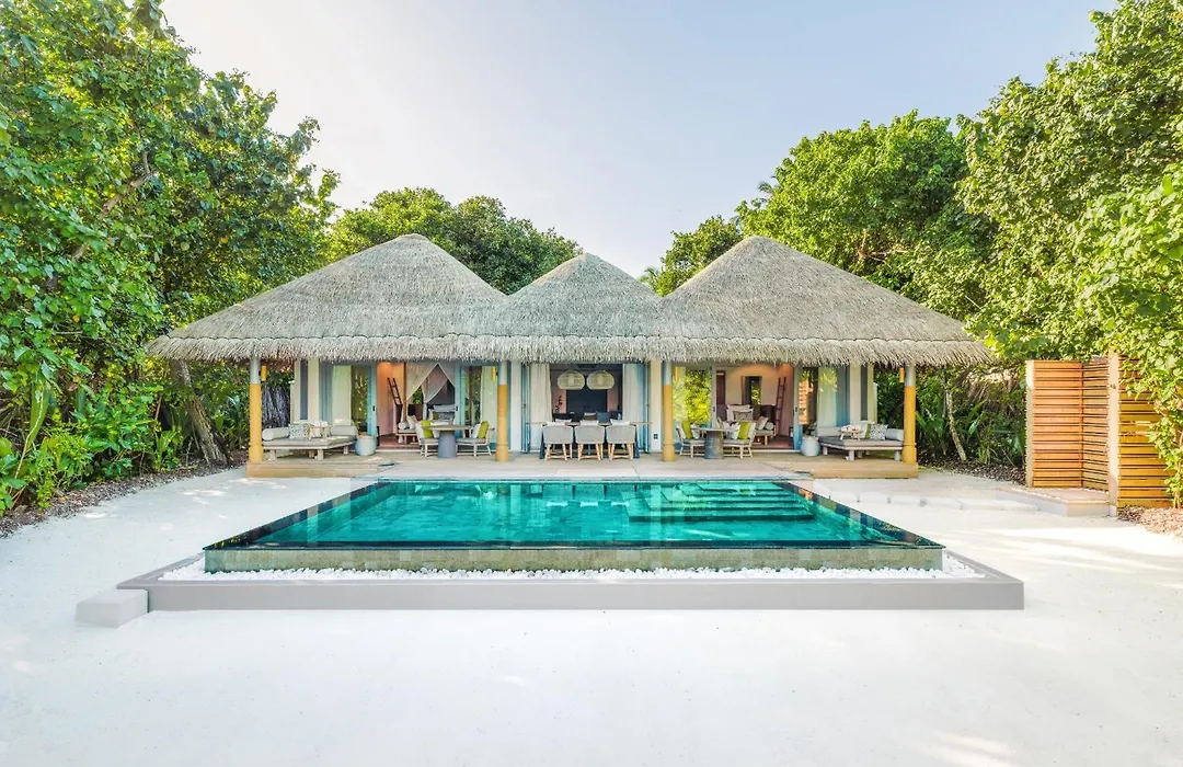 Vakkaru Maldives - Luxury Private Island Resort-1