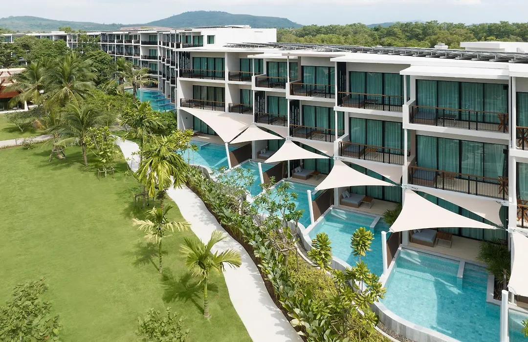 Le Meridien Phuket Mai Khao Beach Resort-1
