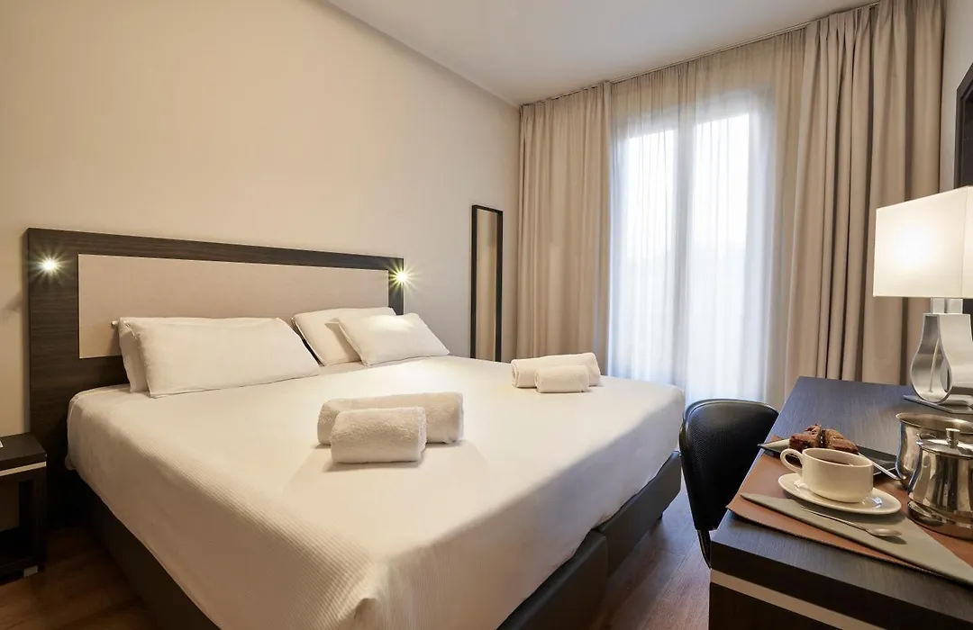 Hotel Leonardo Da Vinci-1