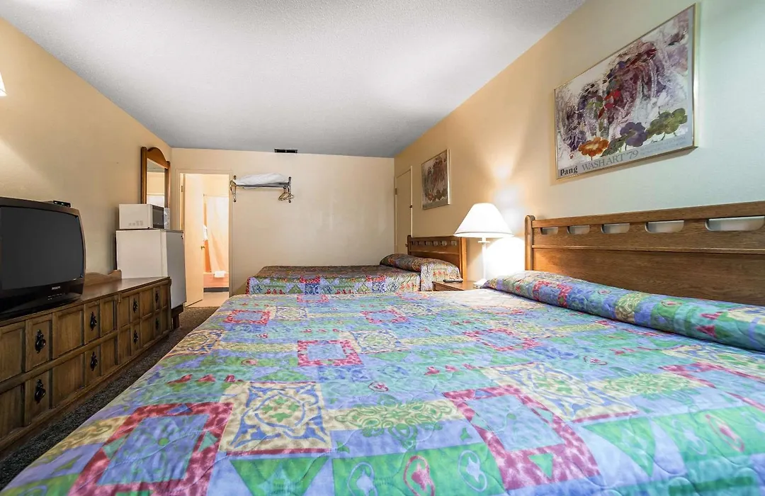 Rodeway Inn La Grande - Island City-1