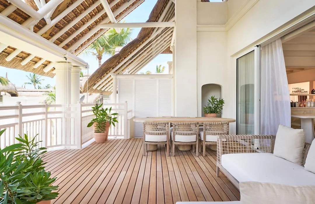 Lux* Belle Mare Resort & Villas-1