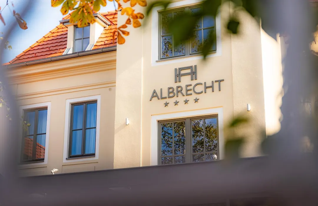 Hotel Albrecht-1