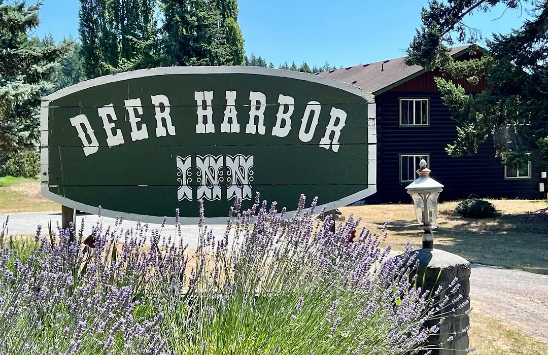 Deer Harbor Inn-1