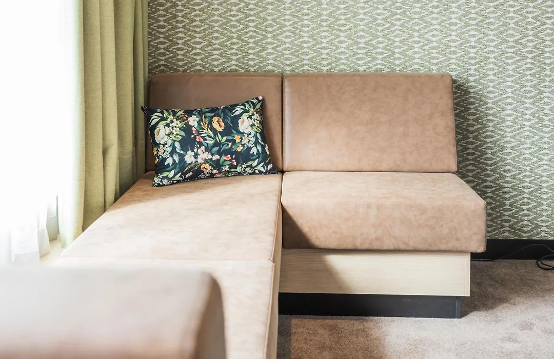 Van der Valk Airporthotel Düsseldorf-1
