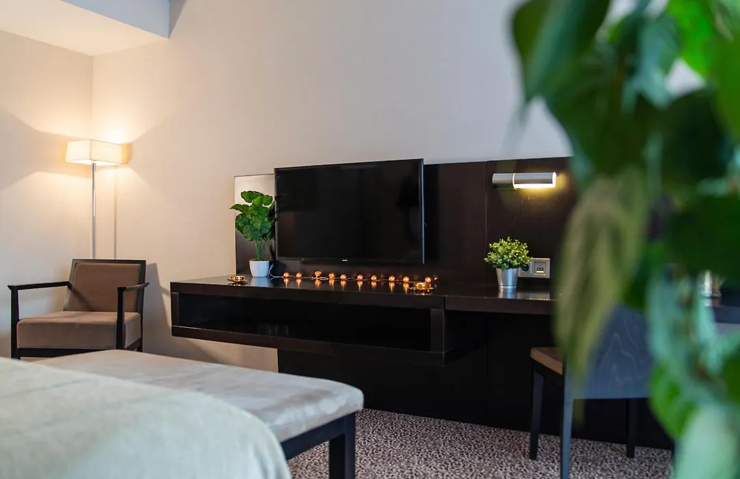 Hotel Avance-1