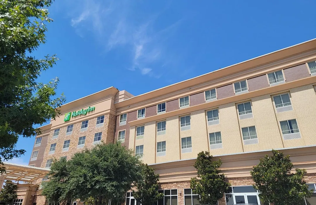 Holiday Inn Garland By Ihg-1