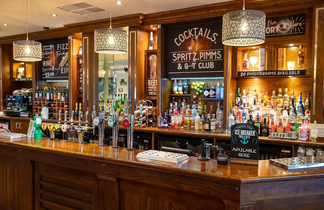 Wellington Hotel By Greene King Inns-1