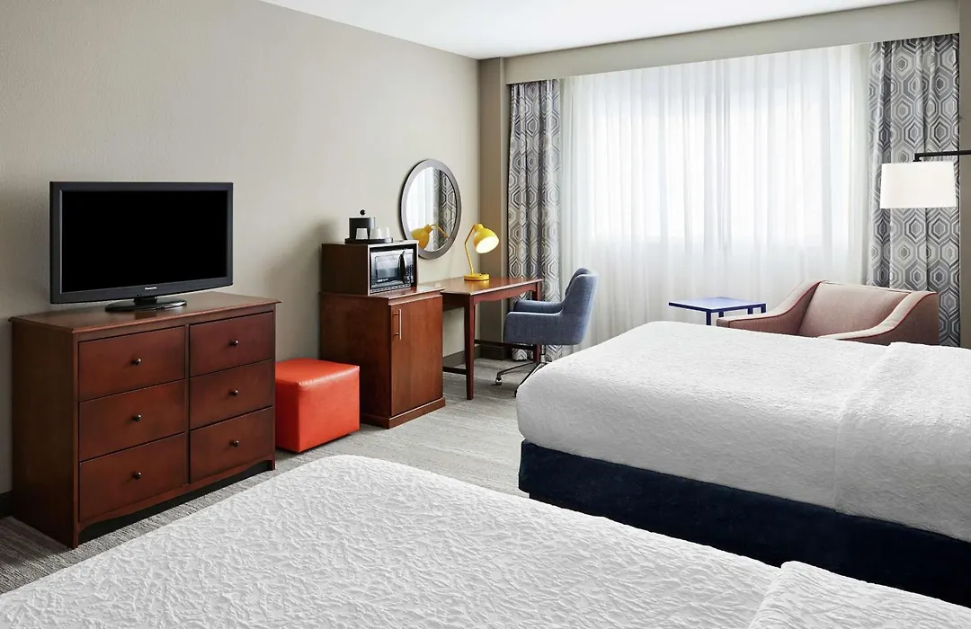 Hampton Inn & Suites Mt. Prospect-1