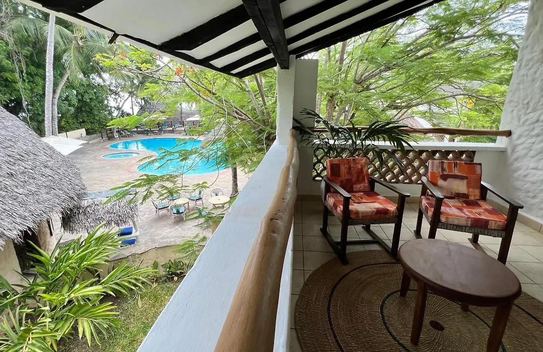 Pinewood Beach Resort&Spa-1