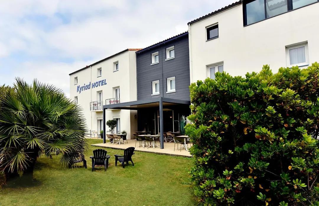 Hotel Kyriad La Rochelle Centre Ville-1