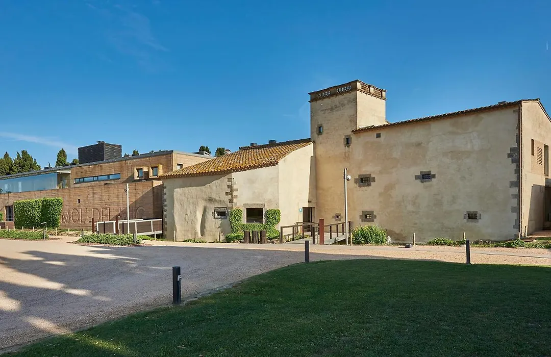 Urh - Hotel Moli Del Mig-1