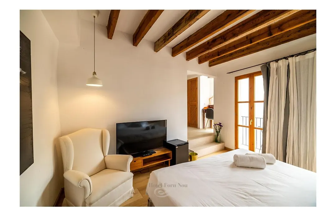 Hotel Forn Nou-1