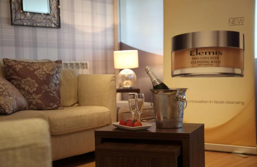 Doubletree By Hilton Glasgow Strathclyde-1