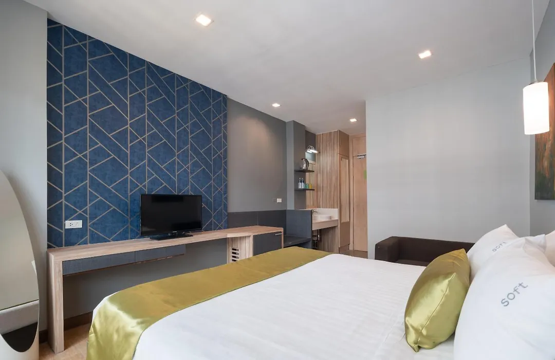 Icheck Inn Gems Center Silom-1